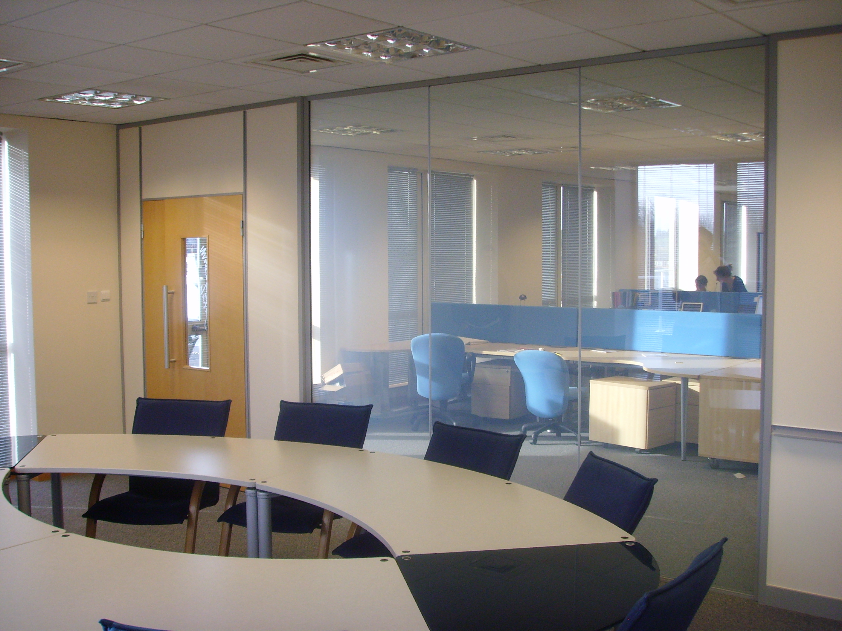 Commercial Applications Of Lc Smartglass Corporate Office